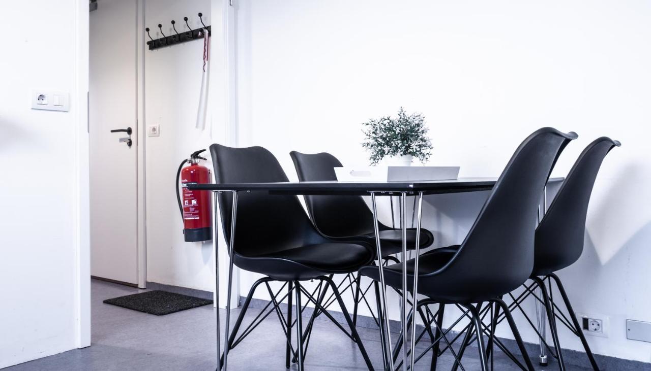 Au44 Apartments City Centre Σέλφος Εξωτερικό φωτογραφία